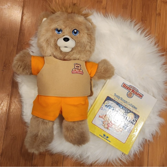 Teddy Ruxpin Plush Bear Taking And Animated Story Telling W/Bluetooth - Picture 1 of 3